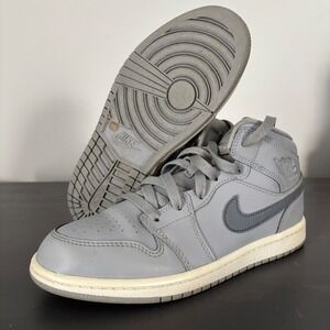 Air Jordan 1 Mid Wolf Grey Aluminum‎ Sneakers Shoes Size 3 Y